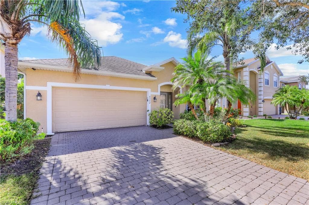 8352 Silver Birch WAY LEHIGH ACRES, FL 33971