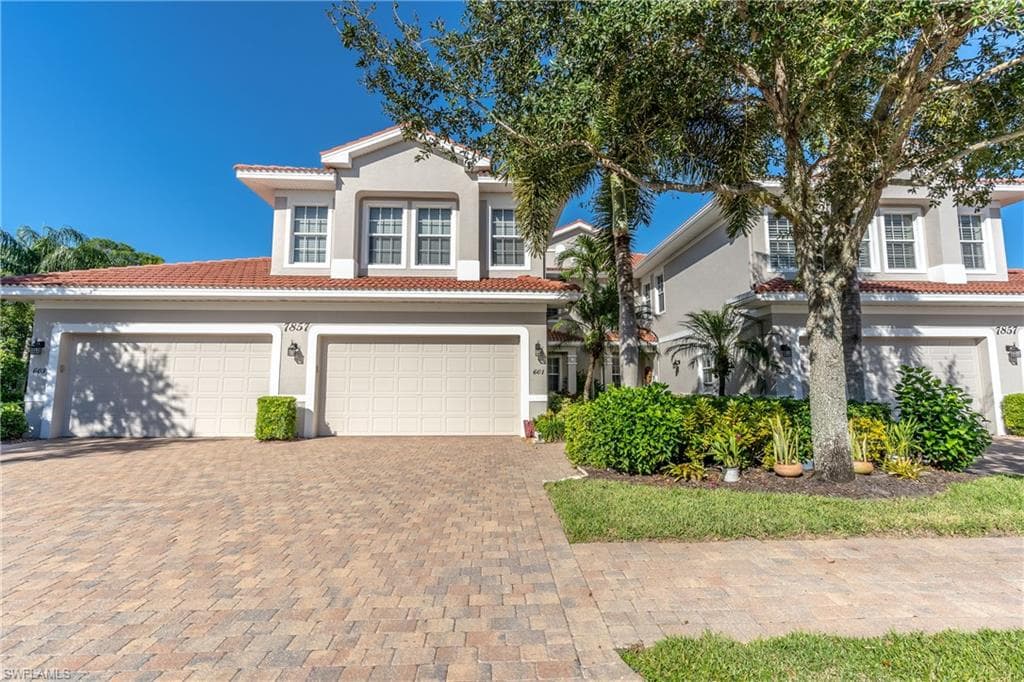 7857 Hawthorne DR 601 NAPLES, FL 34113