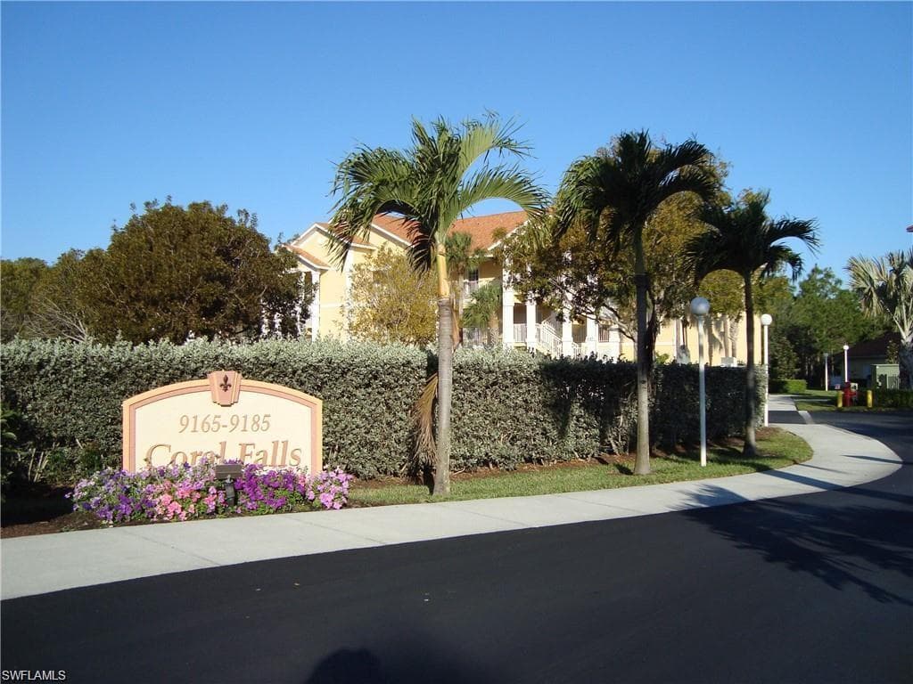 9185 Celeste DR 1-104 NAPLES, FL 34113