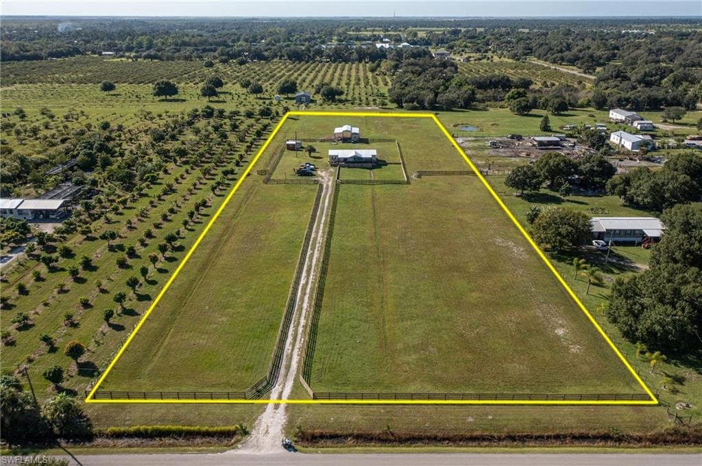 3755 N River RD FORT DENAUD, FL 33935