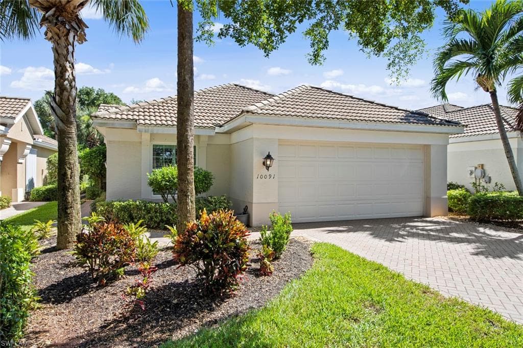 10091 Colonial Country Club BLVD FORT MYERS, FL 33913