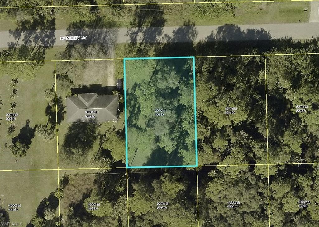 3851 Huntley ST FORT MYERS, FL 33905