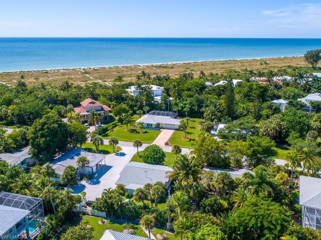 1347 Jamaica DR SANIBEL, FL 33957