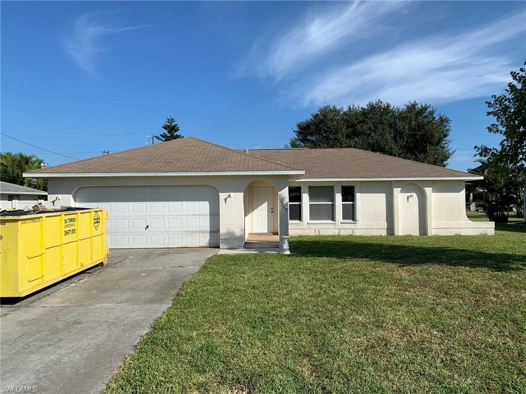 1309 SE 37th ST CAPE CORAL, FL 33904