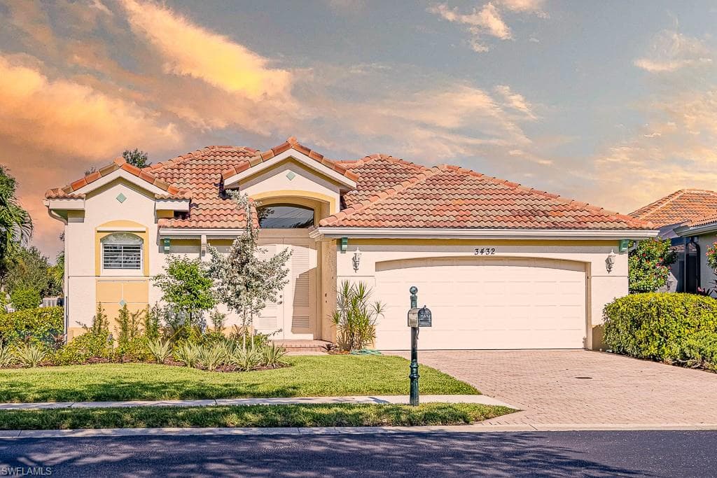 3432 Sandpiper WAY NAPLES, FL 34109