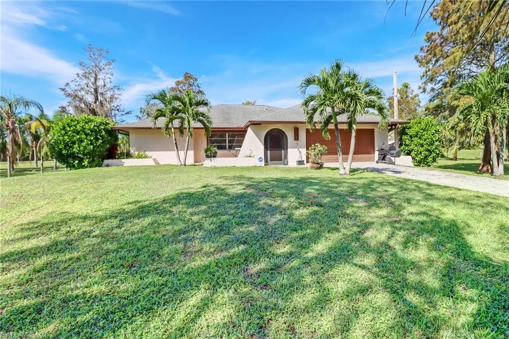 571 23rd ST SW NAPLES, FL 34117