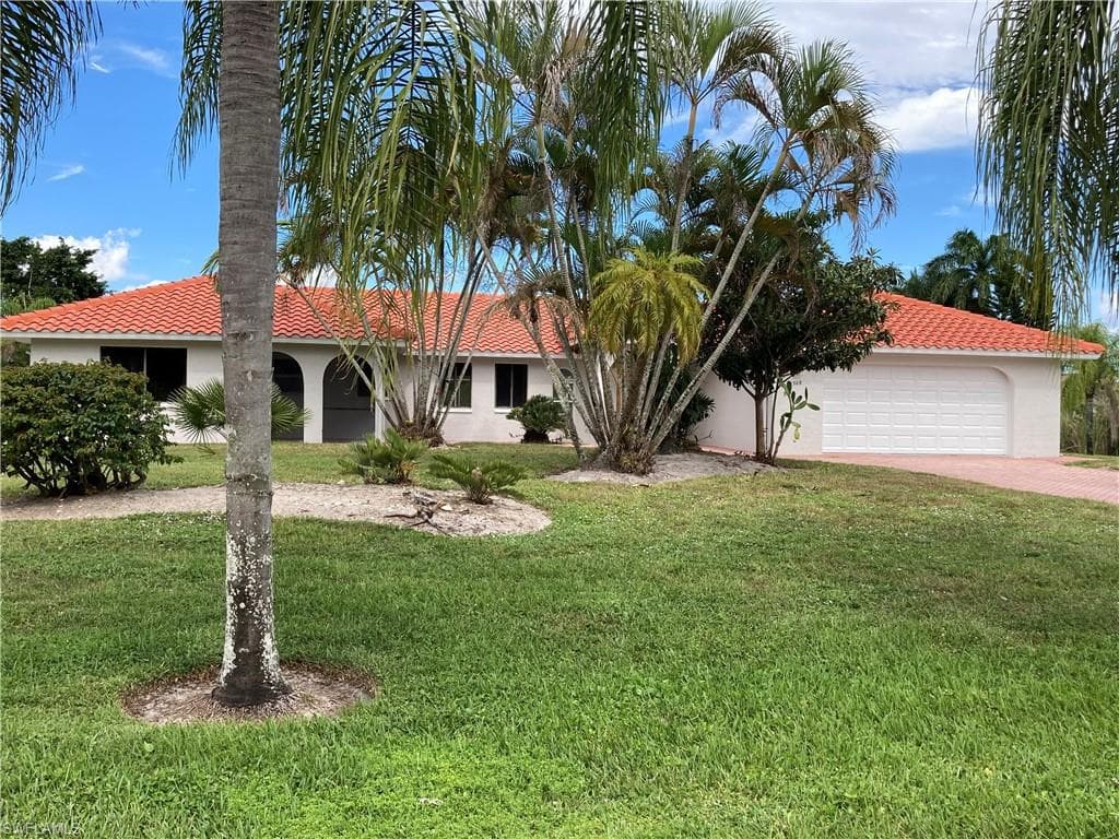 12308 Avida LN BONITA SPRINGS, FL 34135