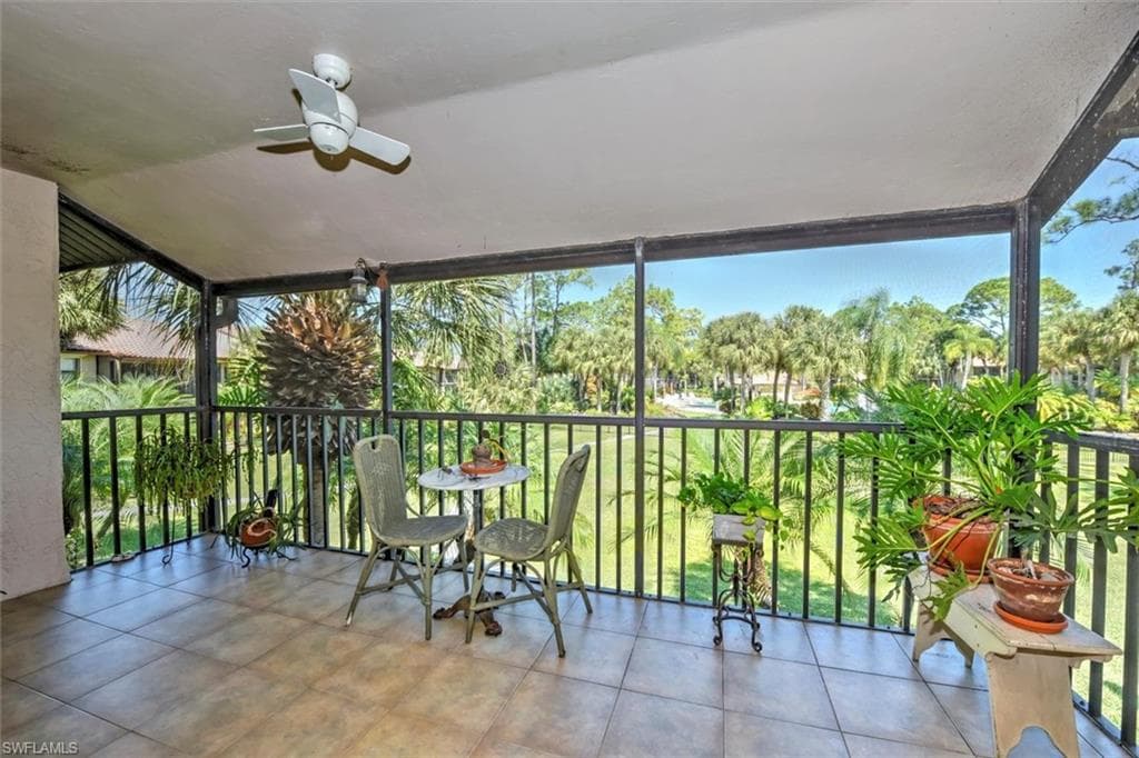 3243 Horse Carriage WAY 4 NAPLES, FL 34105