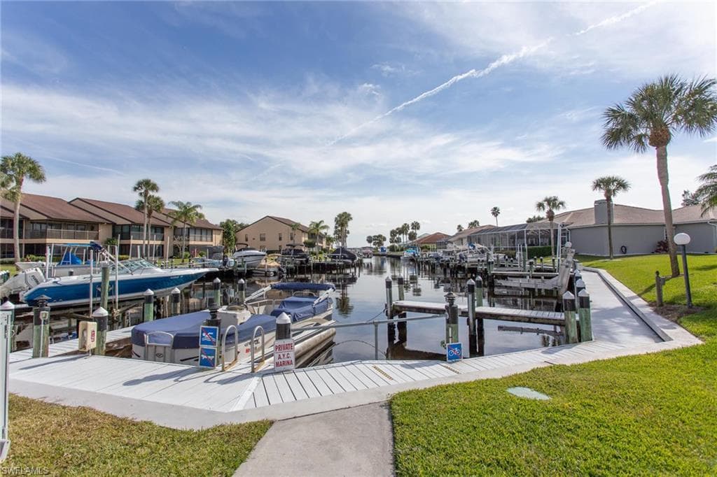 15448 Admiralty CIR 6 NORTH FORT MYERS, FL 33917