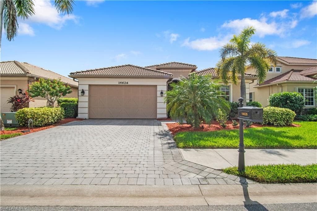 14626 Fern Lake CT NAPLES, FL 34114