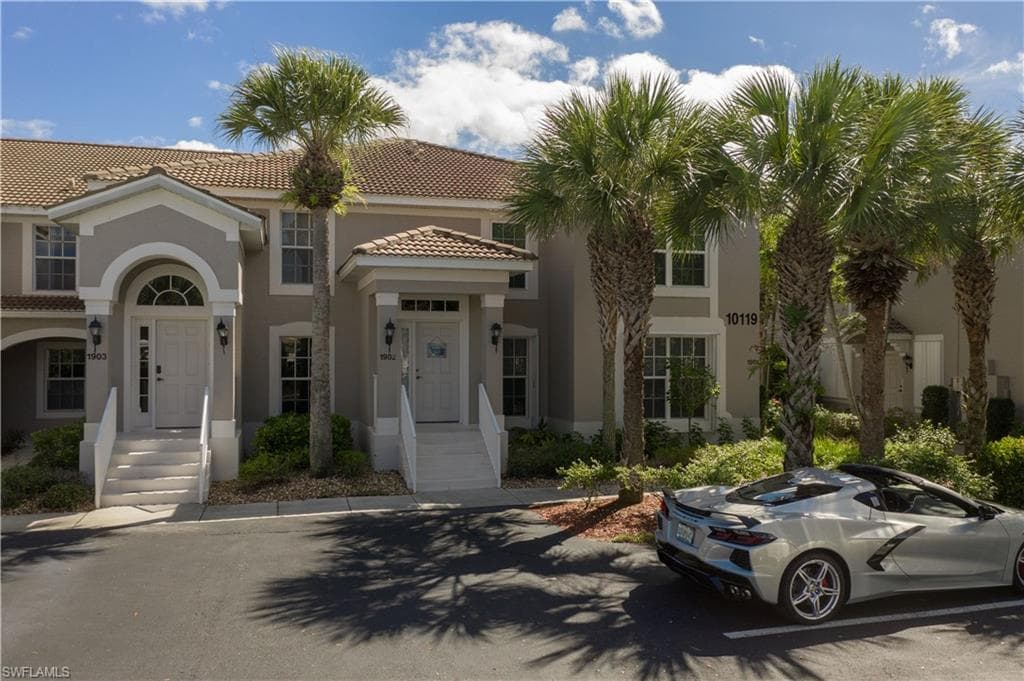 10119 Colonial Country Club BLVD 1902 FORT MYERS, FL 33913