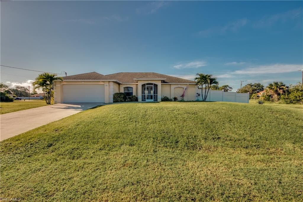 2708 Van Buren PKY CAPE CORAL, FL 33993