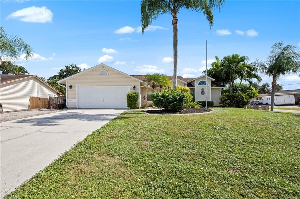 17565 Lebanon RD FORT MYERS, FL 33967