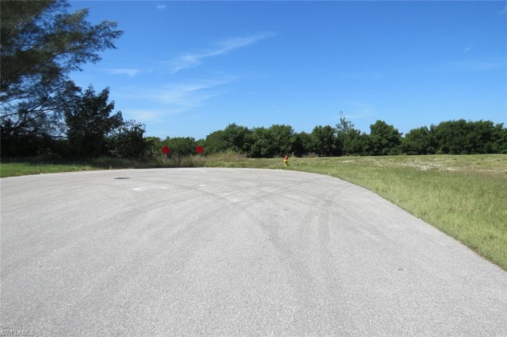 2927 SW 26th ST CAPE CORAL, FL 33914