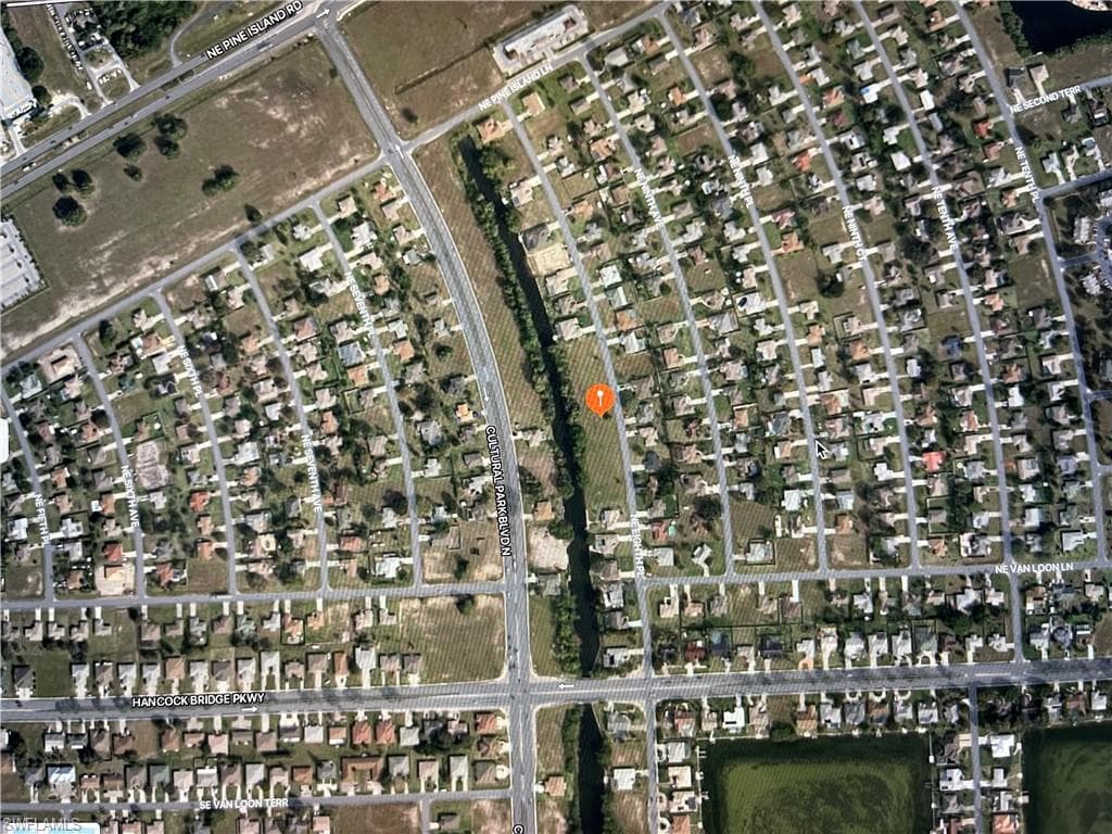 106 NE 8th PL CAPE CORAL, FL 33909