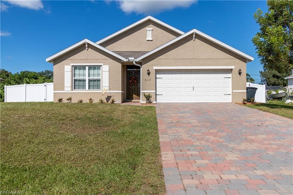 8117 Sandpiper RD FORT MYERS, FL 33967