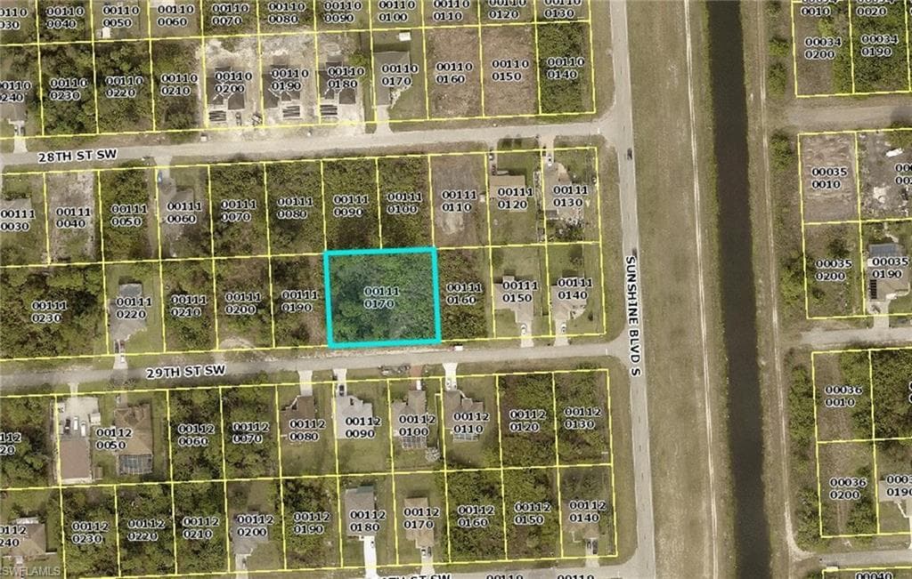 3106 29th ST SW LEHIGH ACRES, FL 33976