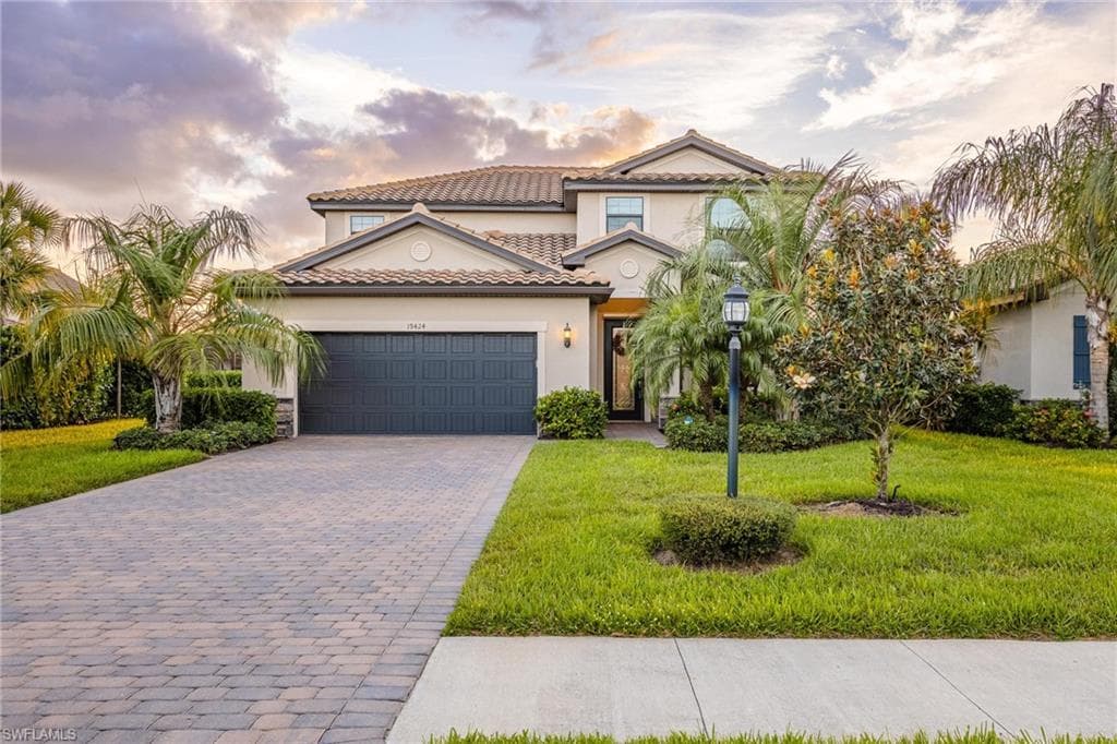 19424 Elston WAY ESTERO, FL 33928