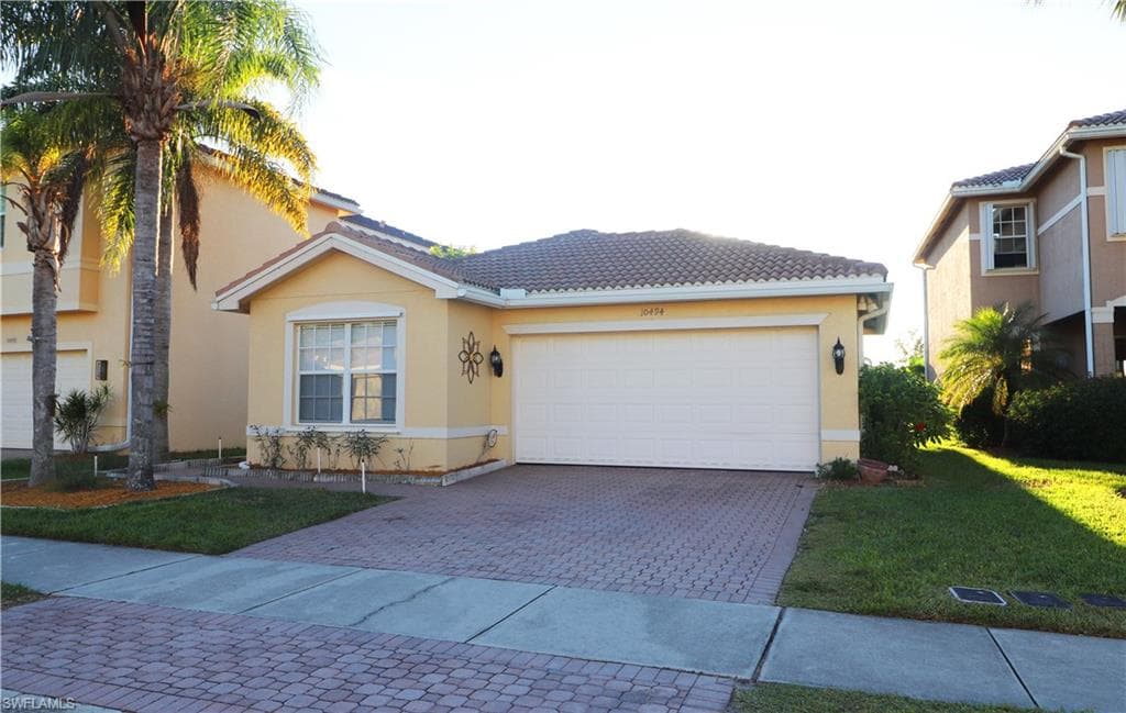 10494 Carolina Willow DR FORT MYERS, FL 33913