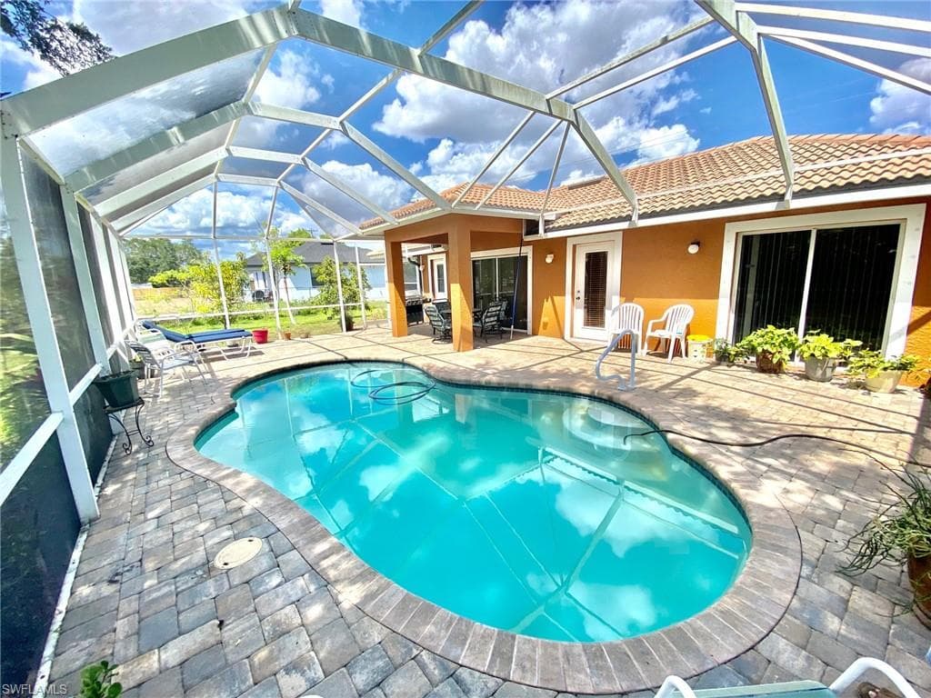 610 NW Juanita PL CAPE CORAL, FL 33993
