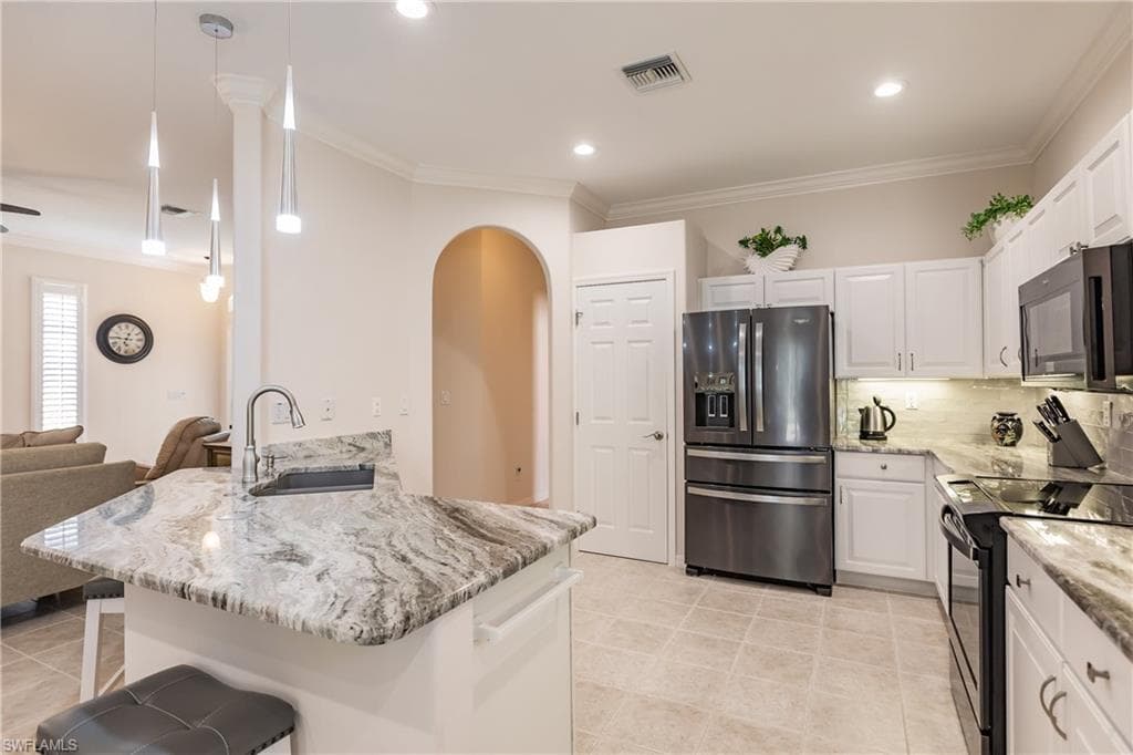 8492 Langshire WAY FORT MYERS, FL 33912
