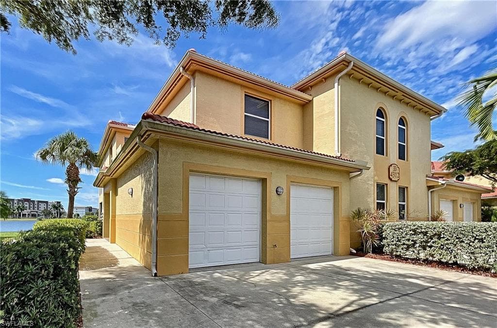4312 Bellasol CIR 3311 FORT MYERS, FL 33916