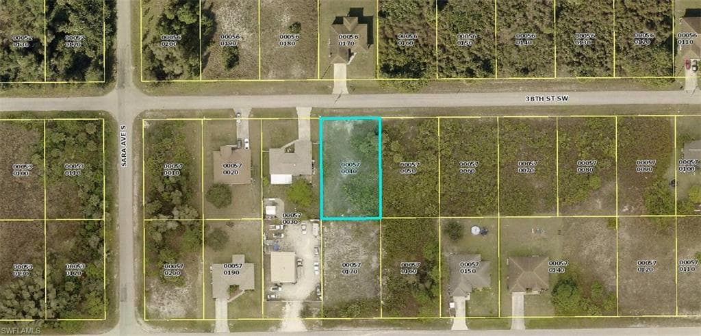 3313 38th ST SW LEHIGH ACRES, FL 33976