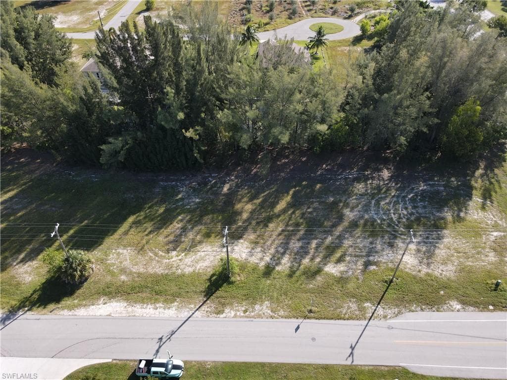 2315 SW 17th PL CAPE CORAL, FL 33991