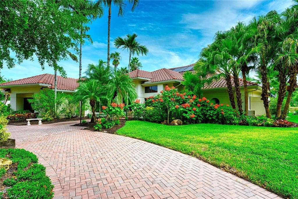 20281 Country Club DR ESTERO, FL 33928