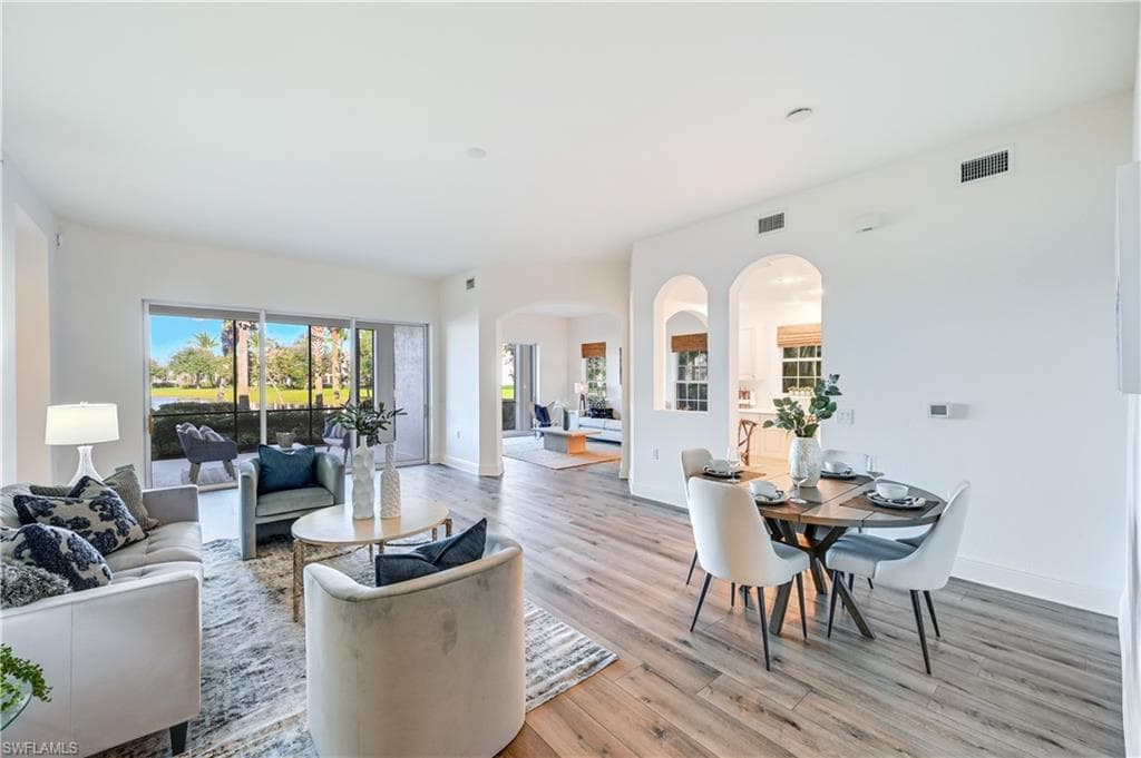 3181 Aviamar CIR 102 NAPLES, FL 34114