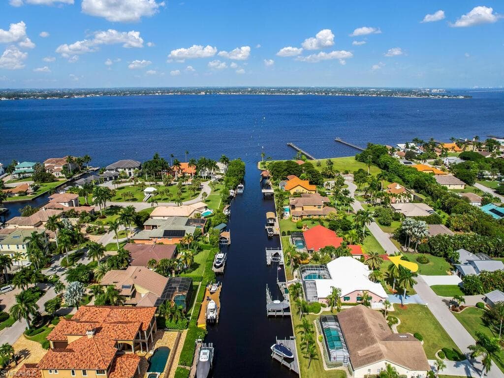 15132 Anchorage WAY FORT MYERS, FL 33908