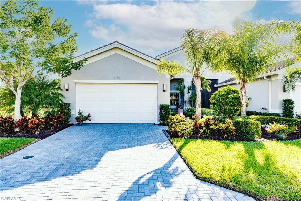 28401 Abruzzo DR BONITA SPRINGS, FL 34135