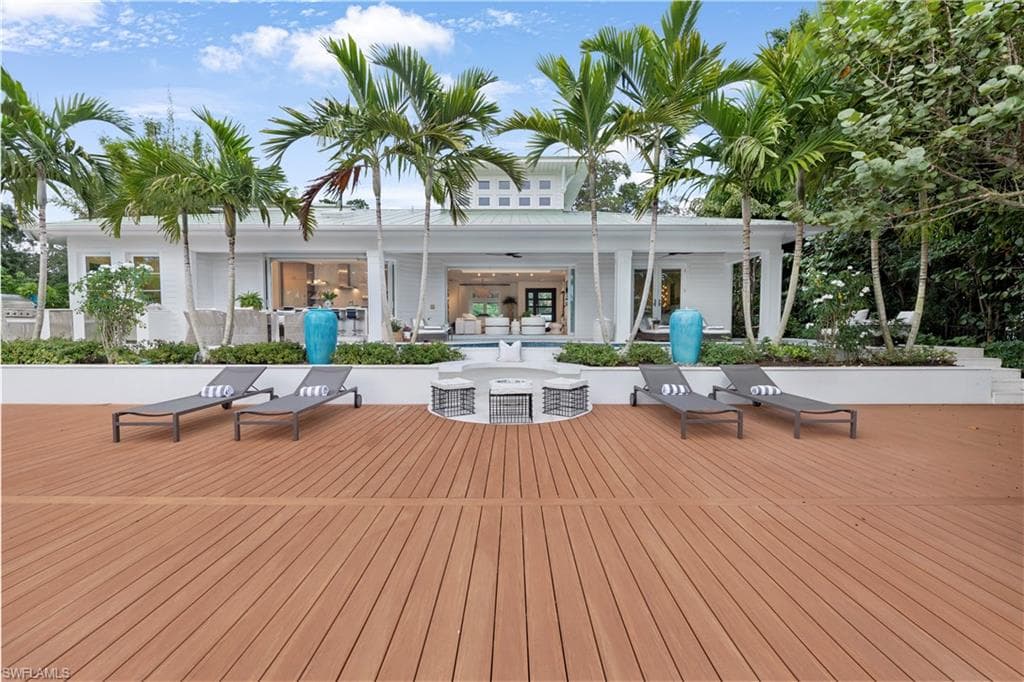 5251 Sand Dollar LN NAPLES, FL 34103