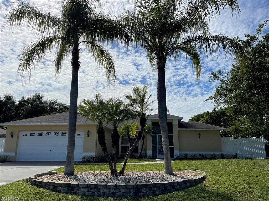 310 SE 18th TER CAPE CORAL, FL 33990