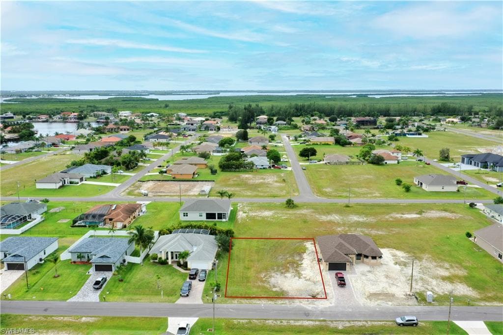 118 SW 37th AVE CAPE CORAL, FL 33991