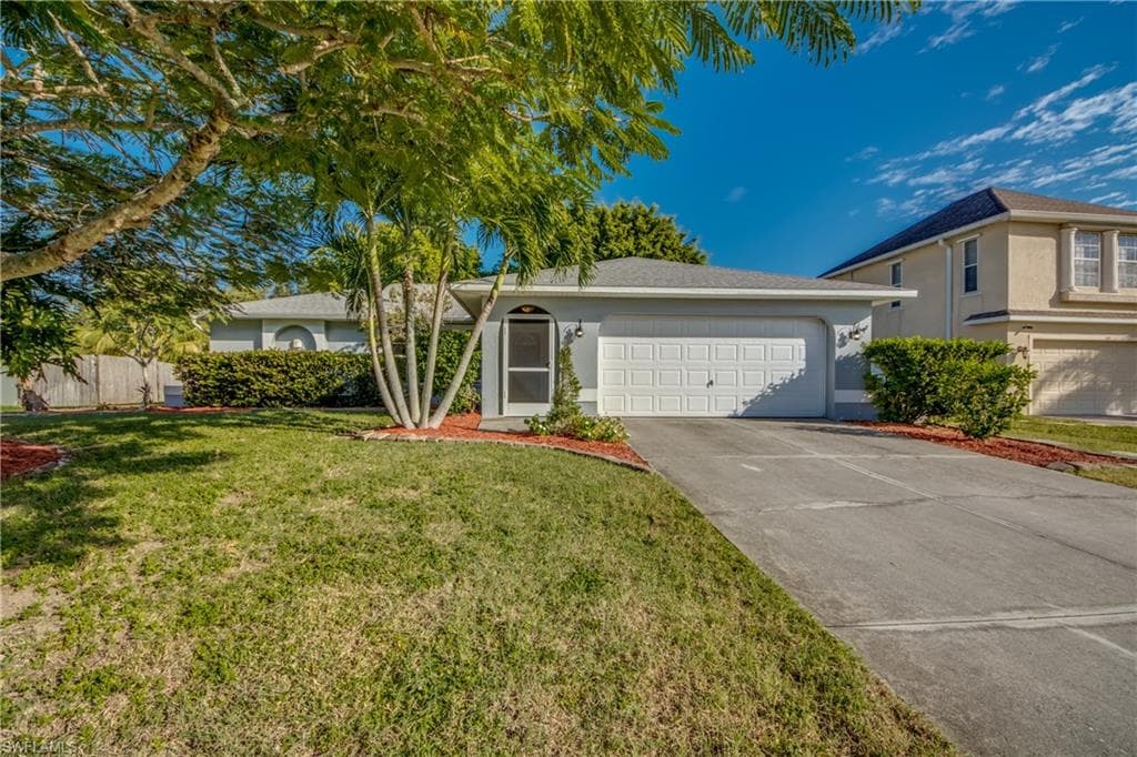 141 SE 16th TER CAPE CORAL, FL 33990