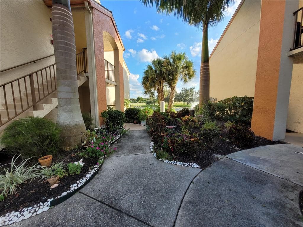 13615 Eagle Ridge DR 1618 FORT MYERS, FL 33912