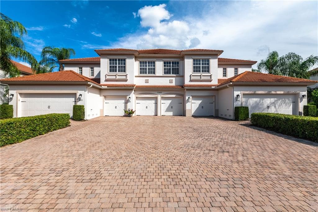 17495 Old Harmony DR 102 FORT MYERS, FL 33908