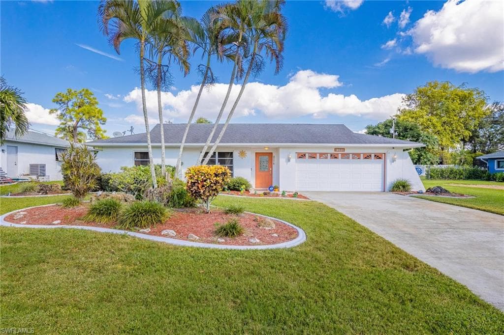 4205 SE 1st CT CAPE CORAL, FL 33904