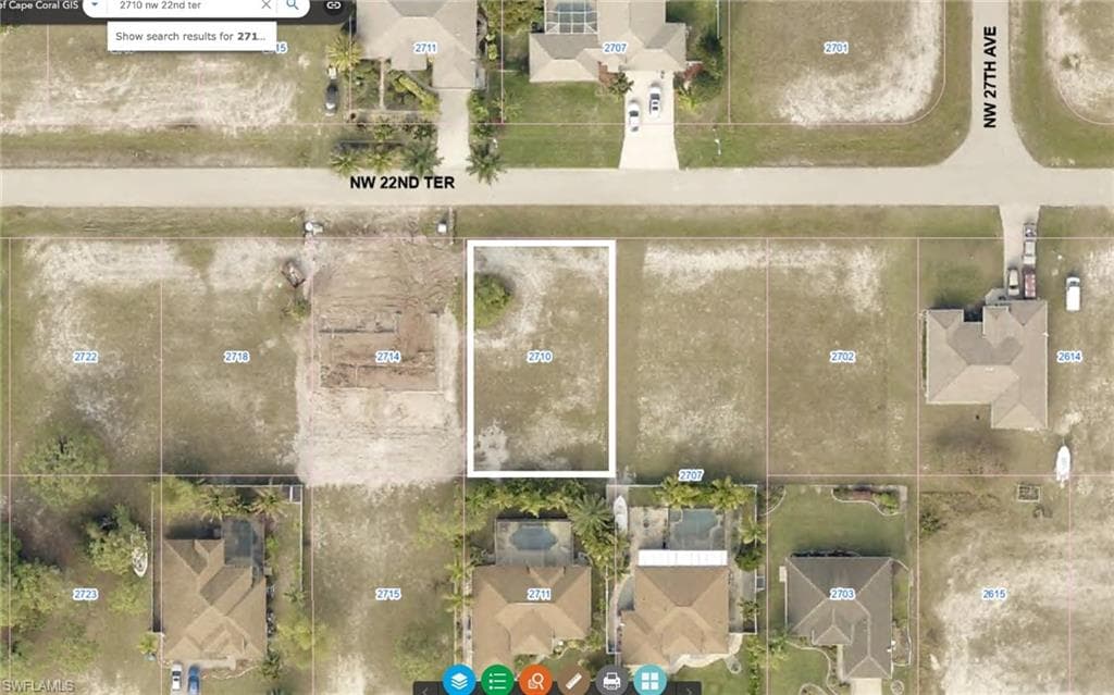 2710 NW 22nd TER CAPE CORAL, FL 33993