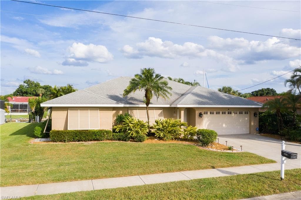 4642 Gulf AVE NORTH FORT MYERS, FL 33903