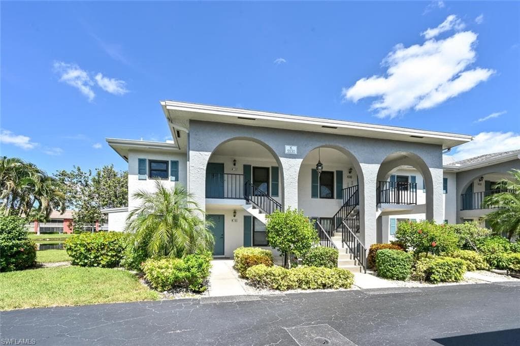 5530 Rattlesnake Hammock RD K202 NAPLES, FL 34113