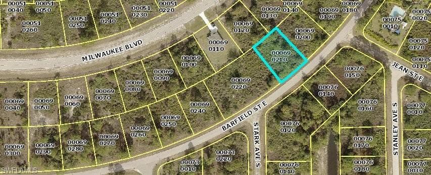 1129 Barfield ST E LEHIGH ACRES, FL 33974