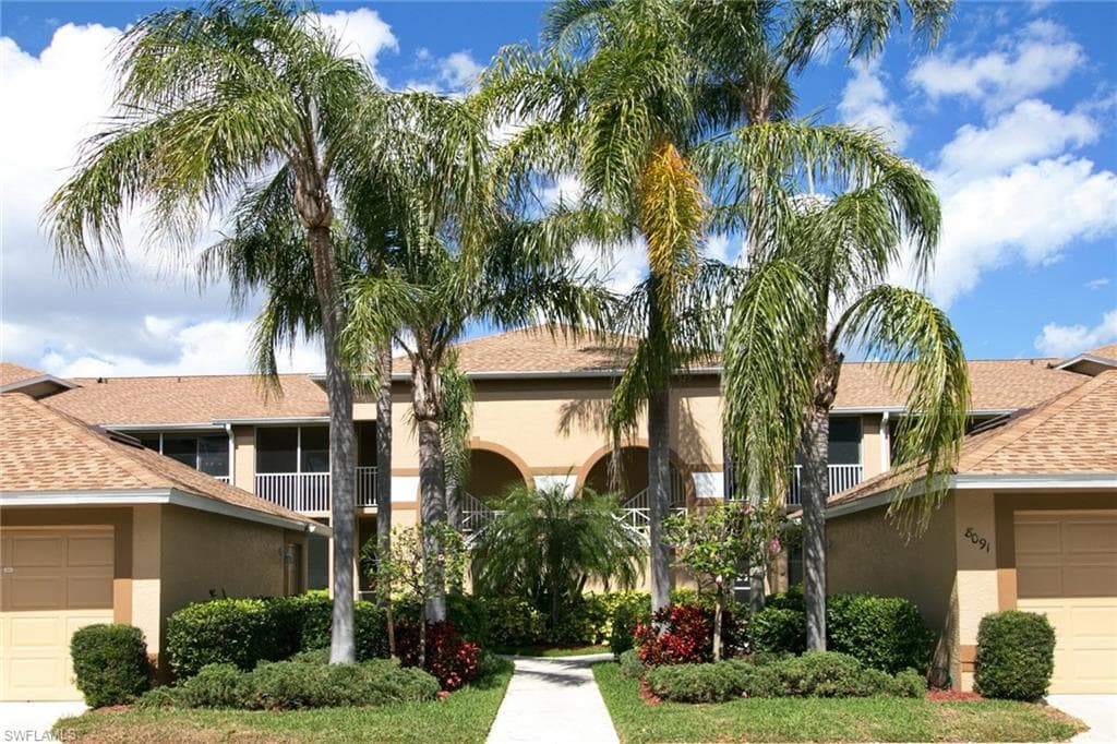 8091 Queen Palm LN 325 FORT MYERS, FL 33966