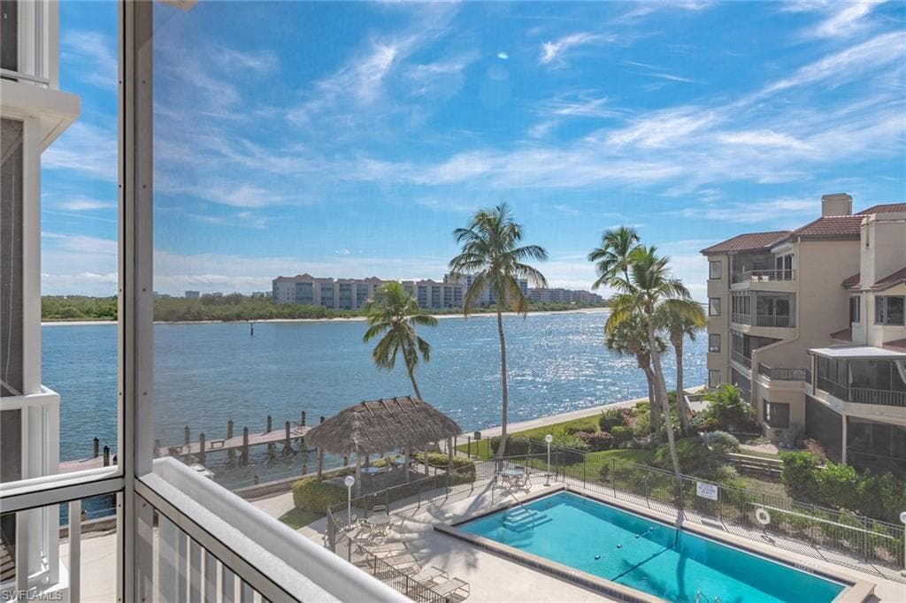 60 Pelican ST W 408 NAPLES, FL 34113
