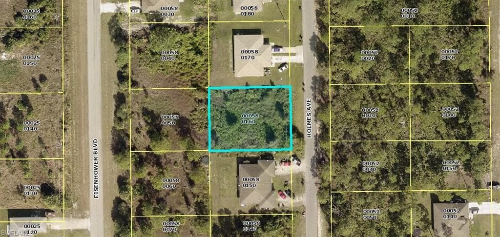 856 Holmes AVE LEHIGH ACRES, FL 33974