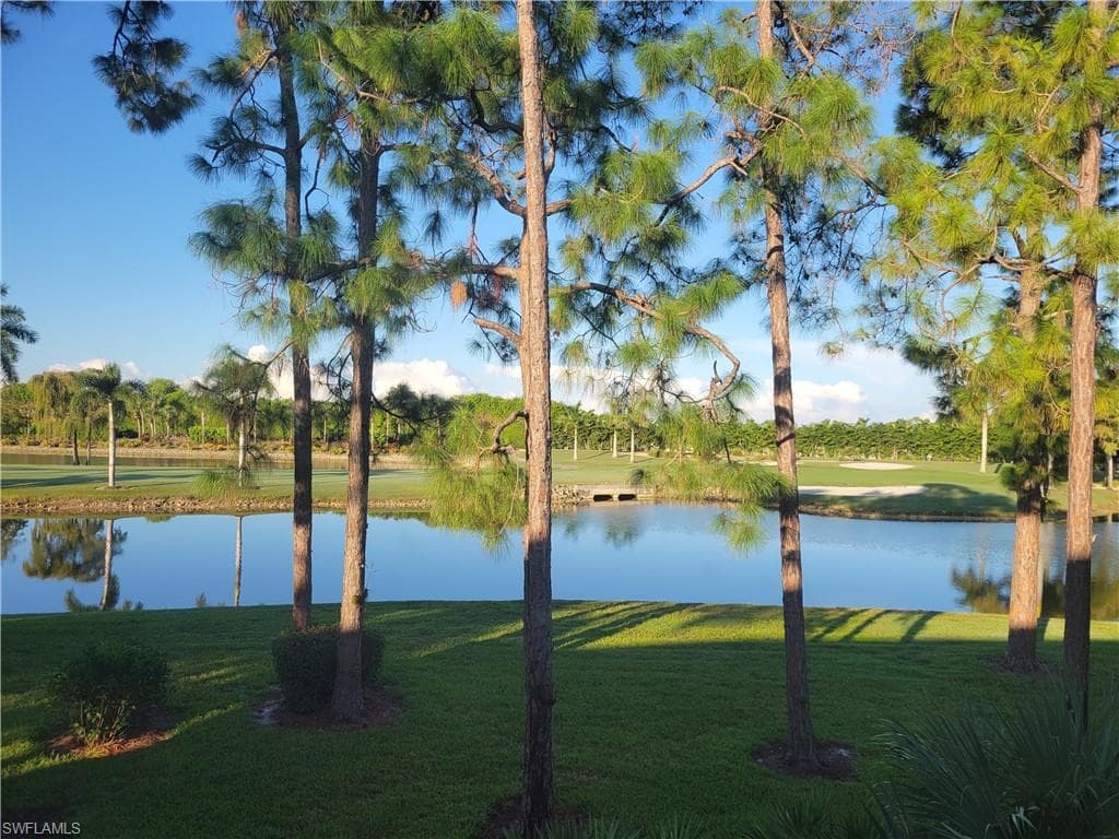 5887 Cobblestone LN B202 NAPLES, FL 34112