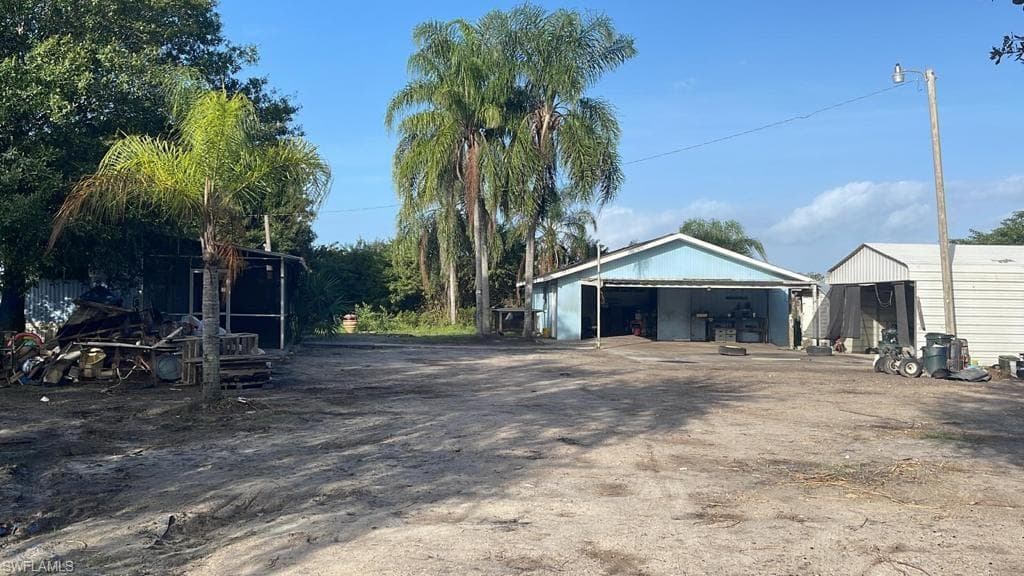3181 South RD S NORTH FORT MYERS, FL 33917