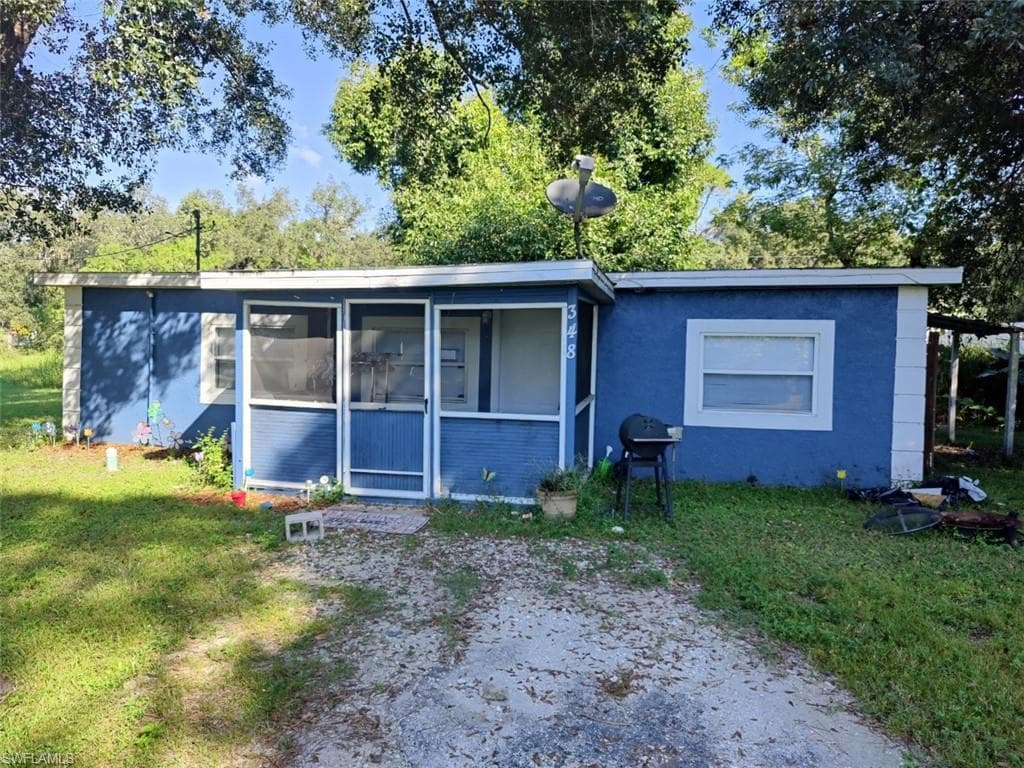 348 San Diego ST NORTH FORT MYERS, FL 33903