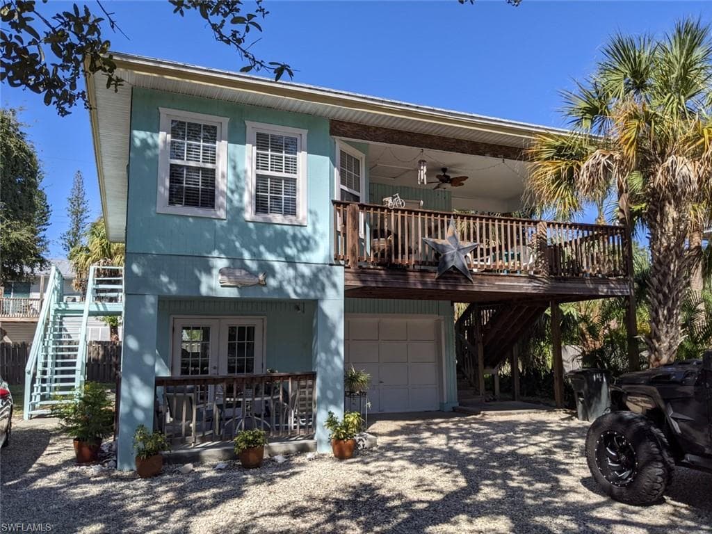 141 Madison CT FORT MYERS BEACH, FL 33931